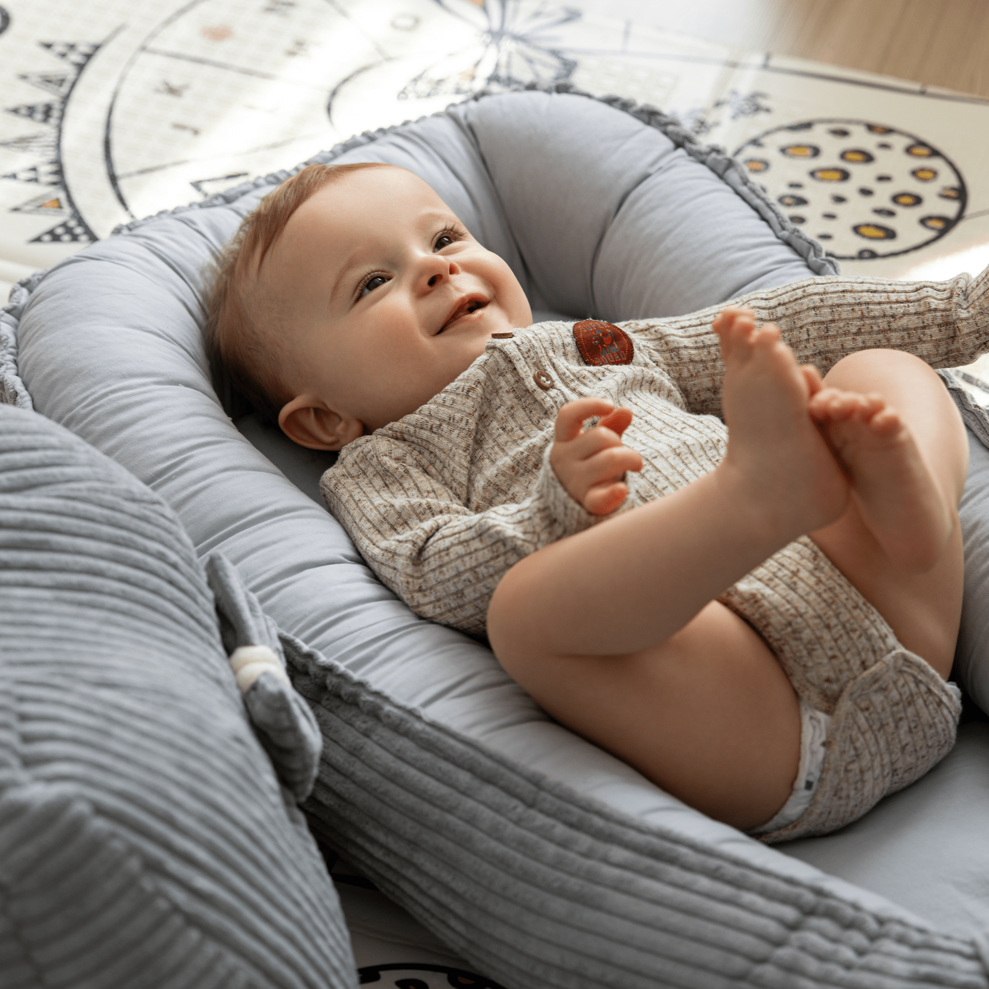 Meowbaby Kokon Niemowlęcy do Spania – Bezpieczna Przestrzeń dla Dziecka | Aesthetic